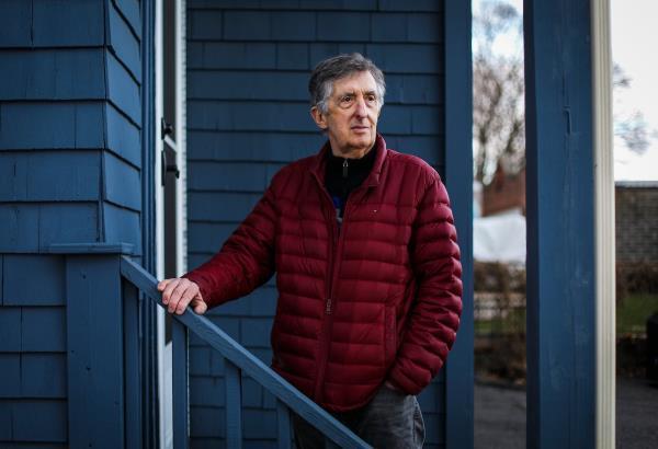 “不必永远争第一”:约翰·努奇在萨福克大学温情告别,退休仪式感动全场! 第1张