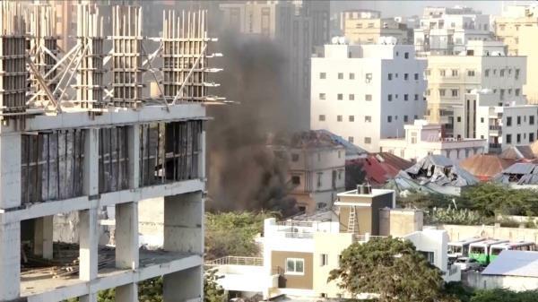 索马里首都突发！武装分子强攻最大监狱，路障刚撤就动手  第1张