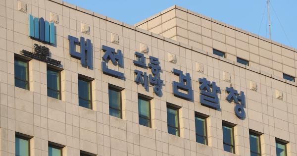 醉汉乘客被控谋杀 司机坠车身亡