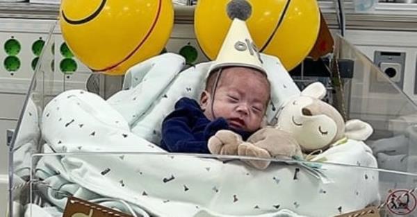 出生仅570克！韩国一医院救治百天创奇迹，巴掌宝宝健康出院