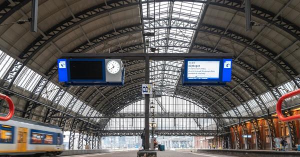 震撼！欧洲双城新列车开通，票价仅需8英镑！